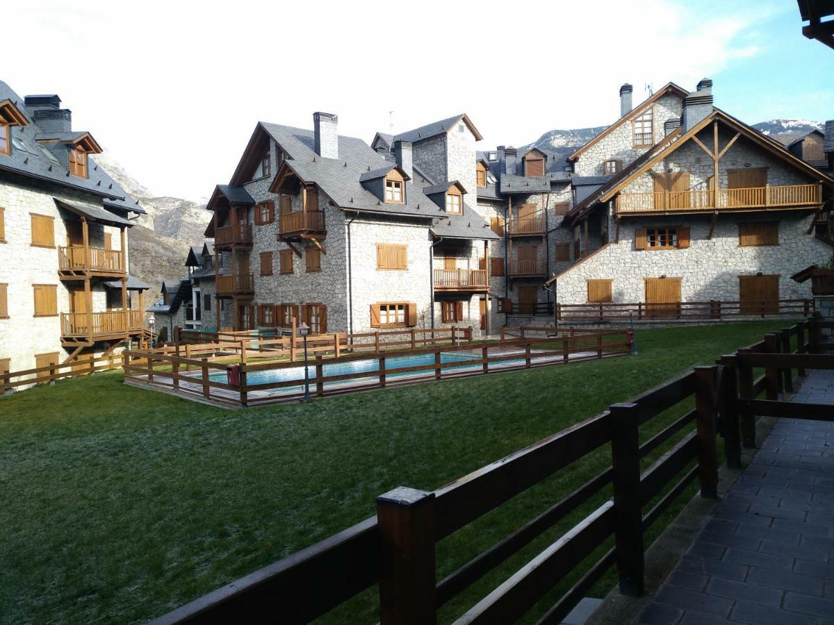 Residencial Valle De Benasque Kültér fotó