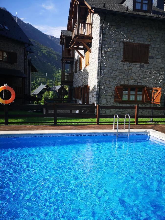 Residencial Valle De Benasque Kültér fotó